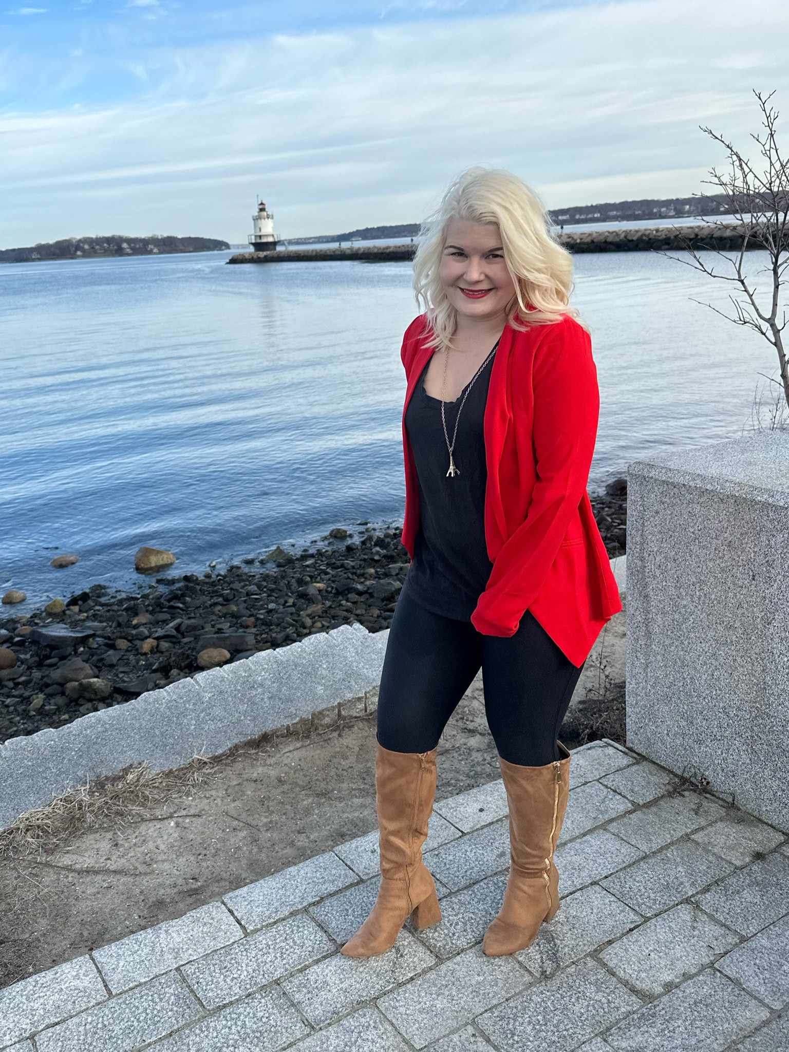 Lady in red. Looking for a Valentine’s Day outfit? This red blazer is perfect for a night out! 

#LTKSeasonal #LTKstyletip #LTKparties