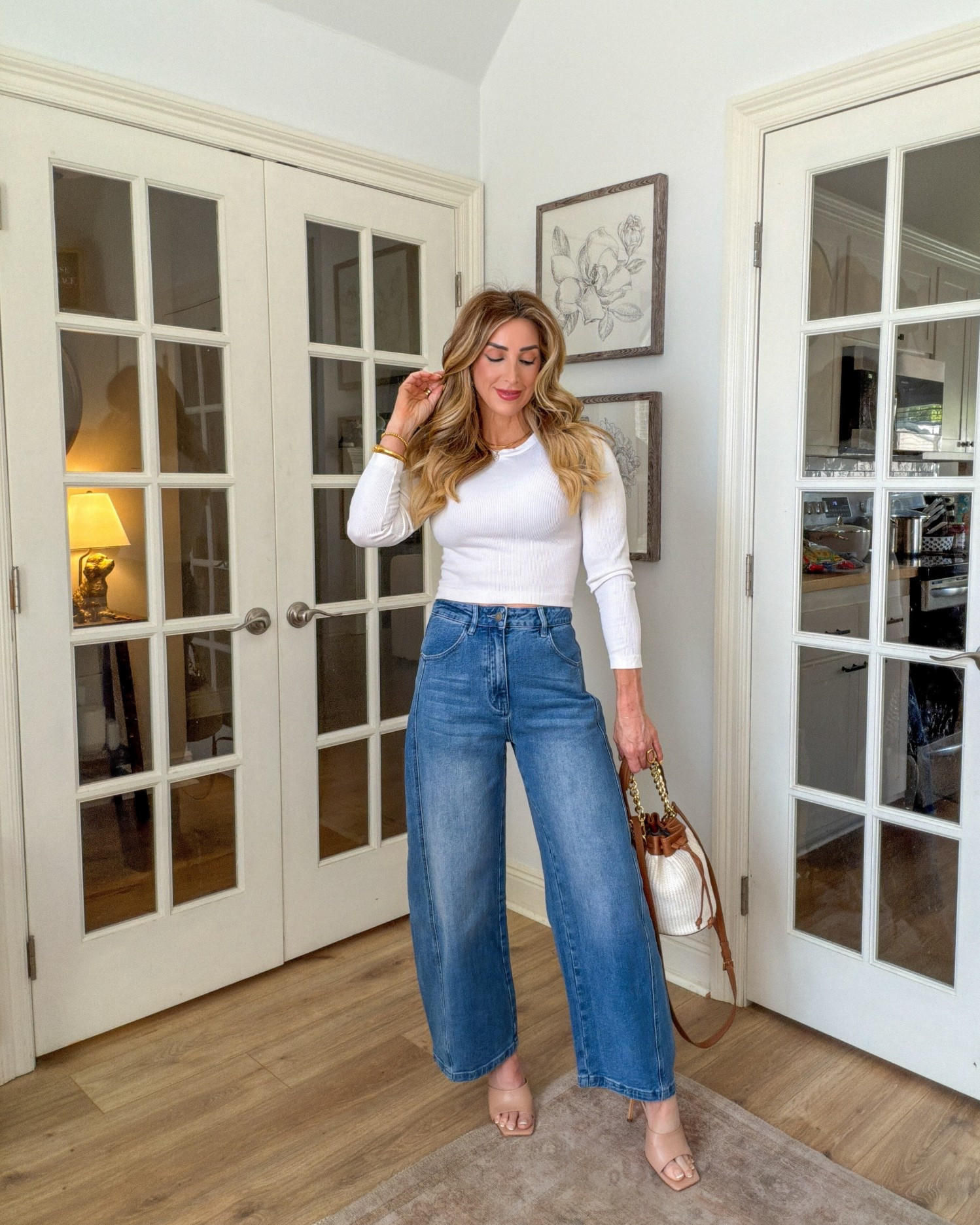 Still crazy to me that these are Amazon jeans. 😱 They look, feel and fit like the expensive major brands out there but cost way less. Consider me very impressed. 🤌🏼

Spring outfits 2026, spring outfits with light wash denim jeans 

#LTKootd #LTKPetite #LTKgrwm