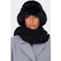 Black Faux Fur Fluffy Trim Bucket Hat | PrettyLittleThing IE
