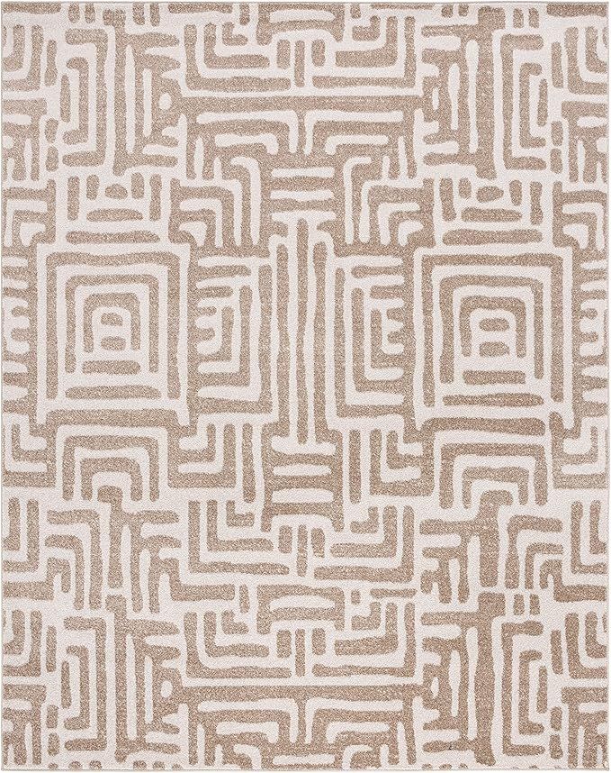 SAFAVIEH Amherst Collection Area Rug - 8' x 10', Beige & Cream, Modern Geometric Design, Non-Shed... | Amazon (US)