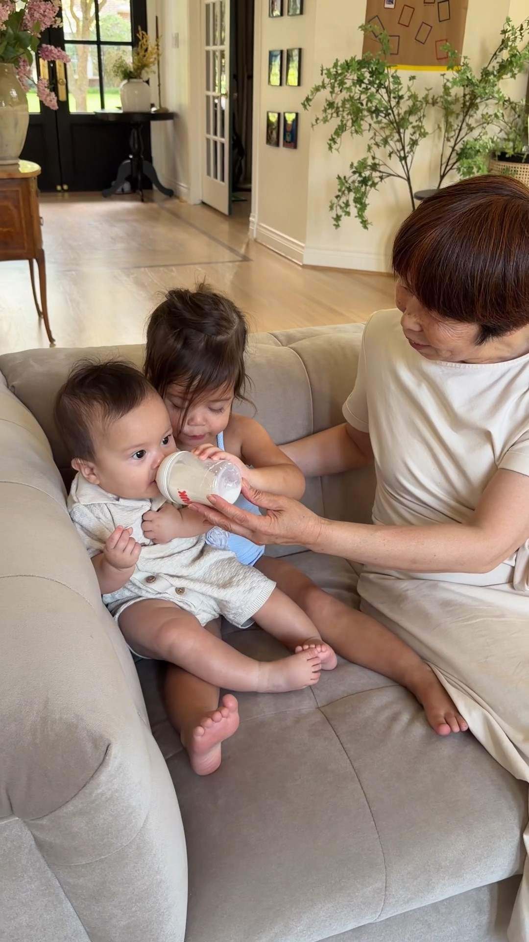 #ad Grandma duty starts now! No one’s more stressed than a mom leaving her baby especially since I've been slacking on pumping. I’ve been trusting @ausiebubsofficial with our last two babies especially for supplementing because it’s made with whole goat milk, prebiotic + DHA + ARA. It’s super gentle on Callan’s tummy and trust me, he’s sensitive about everything. I’ve tried so many and this is the one that my mom and I both choose over and over again. Stock up on Bubs at @Target and share this with every mom with a newborn that you know. #TargetPartner #Bubs #GOATofGoatMilk #BubsatTarget @Shop.LTK #liketkit