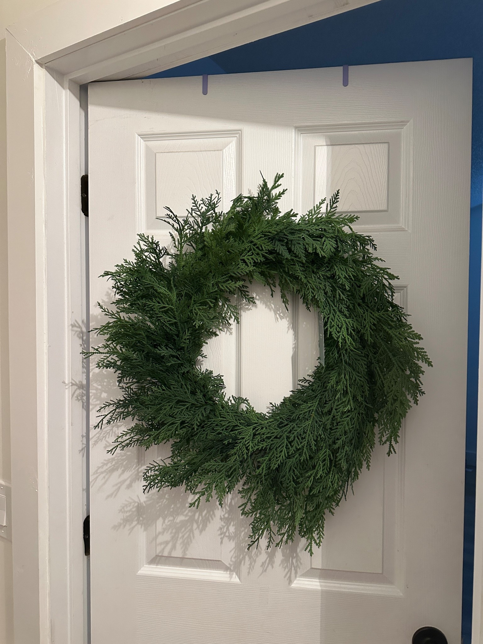The most affordable real looking wreath I’ve found 🎄😍

#LTKHome #LTKSeasonal