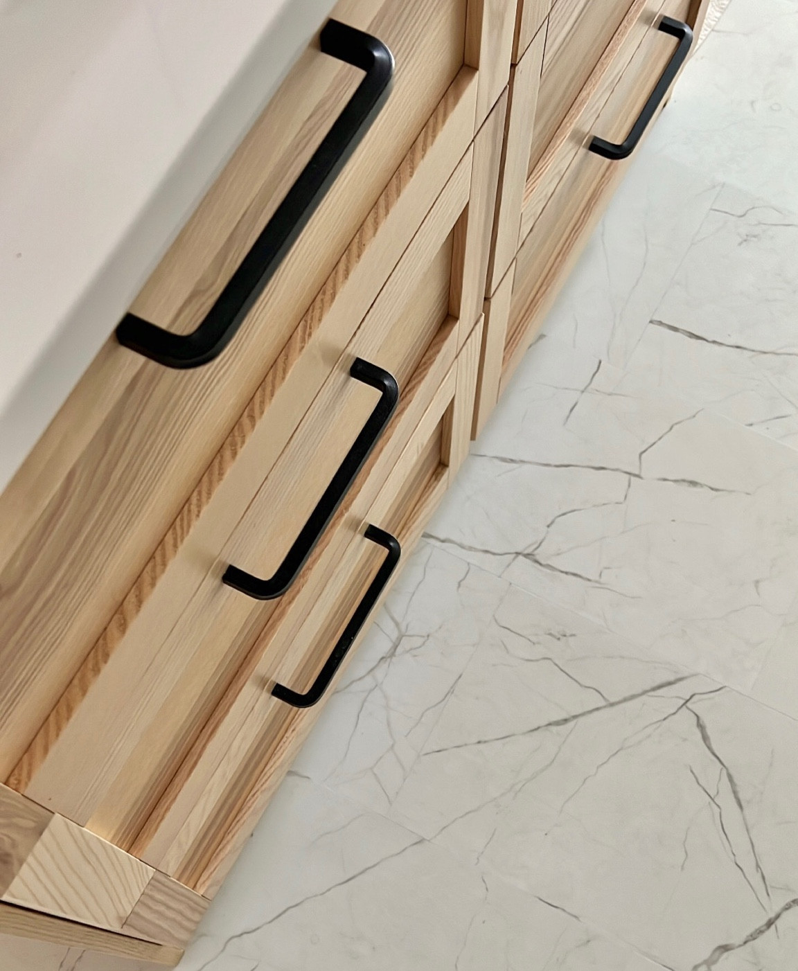 Very similar flooring linked below 😊

#LTKhome