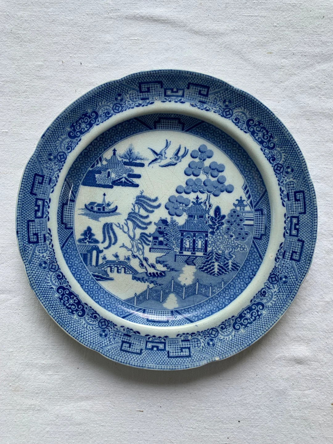 Antique Pair of Scalloped Blue Willow 10 Inch Plates - Etsy | Etsy (US)