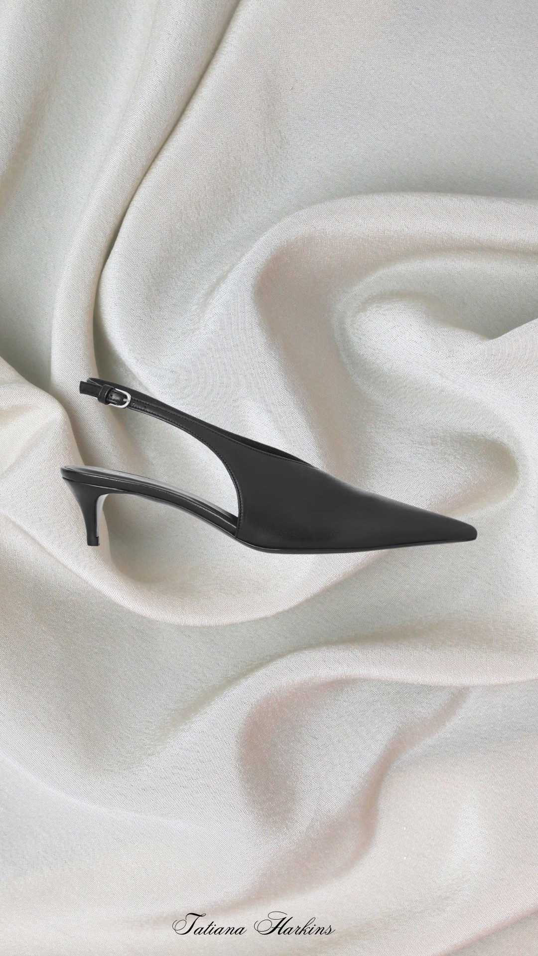 Trendy comfy kitten heels under $200
Another closet staple.
Black kitten heels with pointed toe.
Loving these so much ! 
Can be styled with any look and they are extremely comfortable and soft.


#LTKU #LTKStyleTip #LTKHoliday