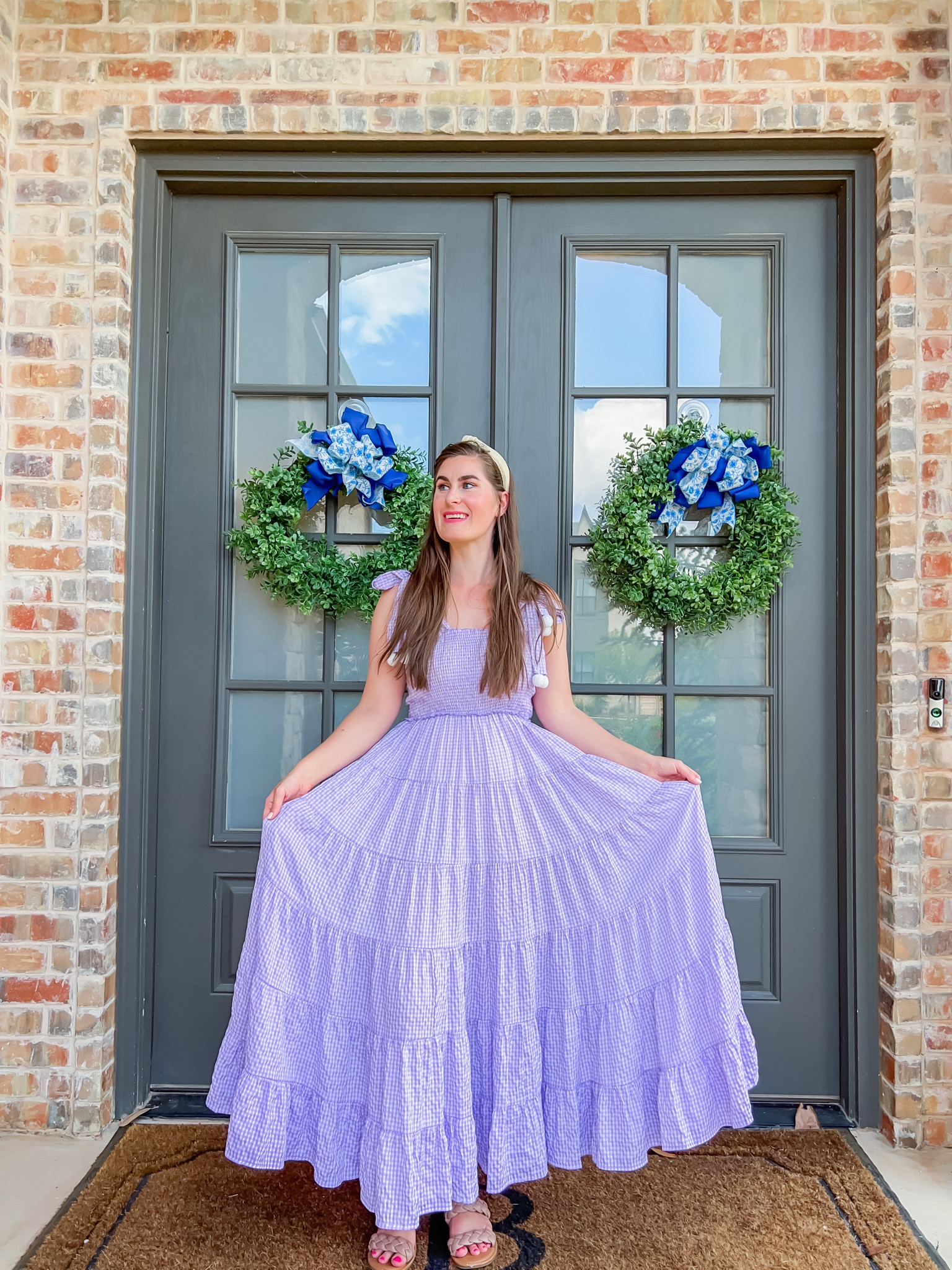 POV:You're a mom in your thirties and you want to be cute, but comfortable this summer. 

I wore this the other day for a children’s art class at the art museum. This dress is under $50. I store this dress folded over a hanger, so the straps don’t get messed up since it’s a heavy dress  

#LTKStyleTip #LTKFindsUnder50 #LTKSaleAlert