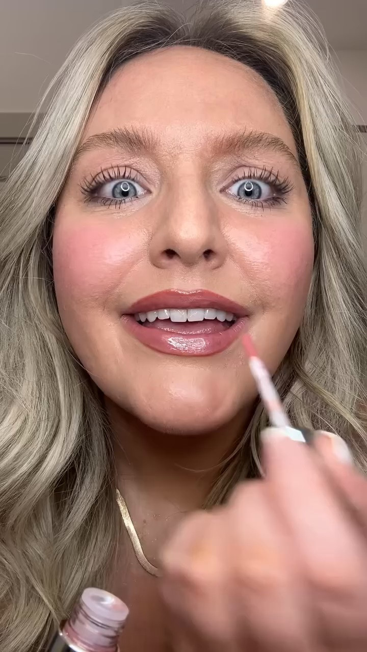 Small upper lip girlies unite 💋😤

Am I too early for Christmas shopping? @buxomcosmetics would be a PERFECT stocking stuffer 🎅🏻💄☃️

Pick up your Buxom Sweet Shoppe Holiday Kit today @ultabeauty! 🤍

#buxomhummingbirds #buxomcosmetics #ultafinds #austinhummingbirds #makeuptutorial #lipcombo #christmasshopping #stockingstuffer

#LTKBeauty #LTKgrwm