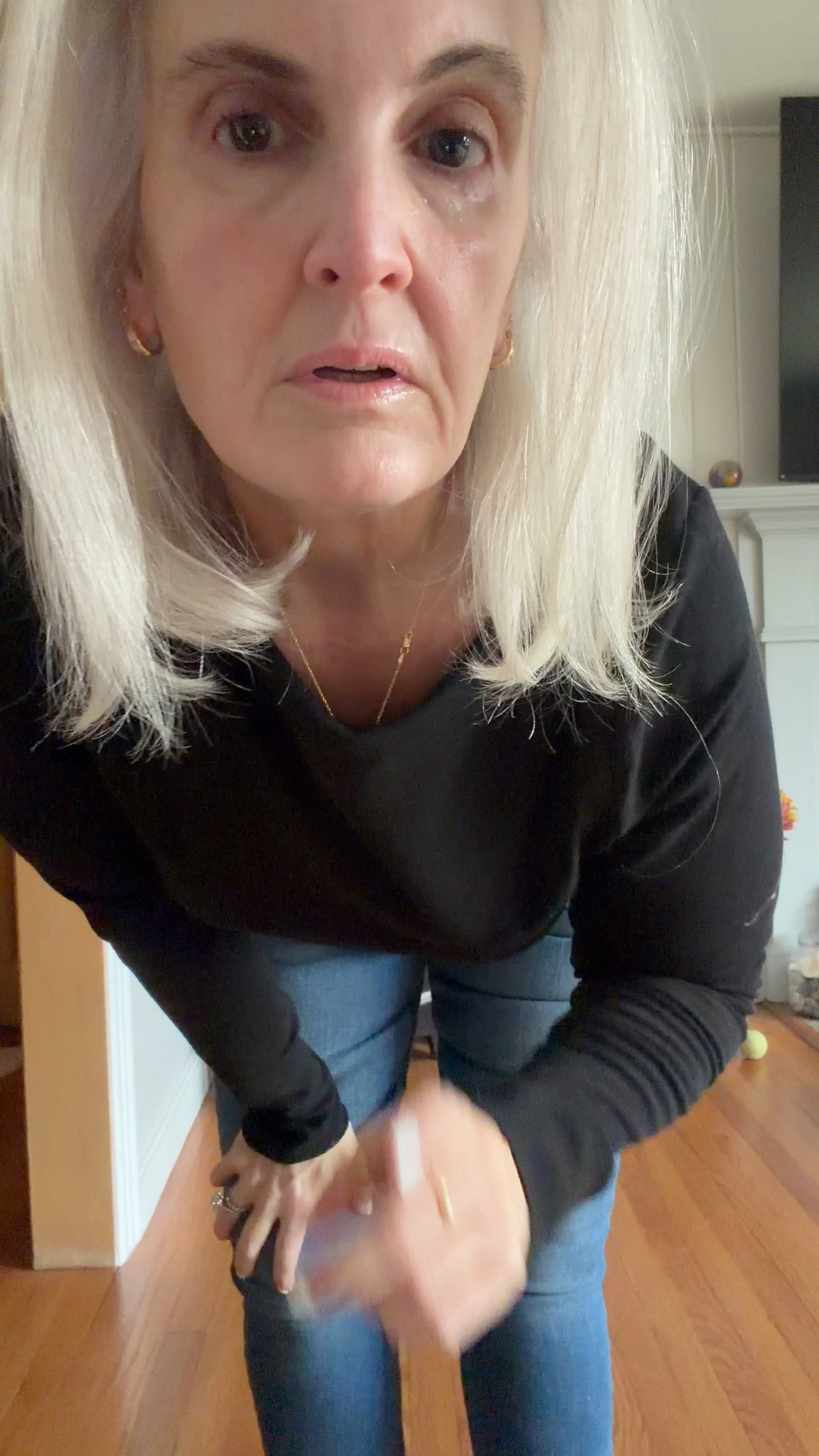 My fav jeans and this cashmere sweater is so good !! 

#LTKMidsize #LTKvlog #LTKOver40