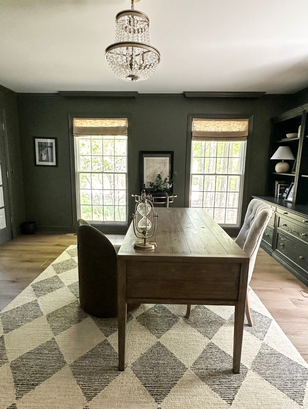 I love how shades can complete a space! We installed Roman shades by Homerilla and they really make the room feel sophisticated and polished. Shop them + more items from our office here🖤

#LTKHome