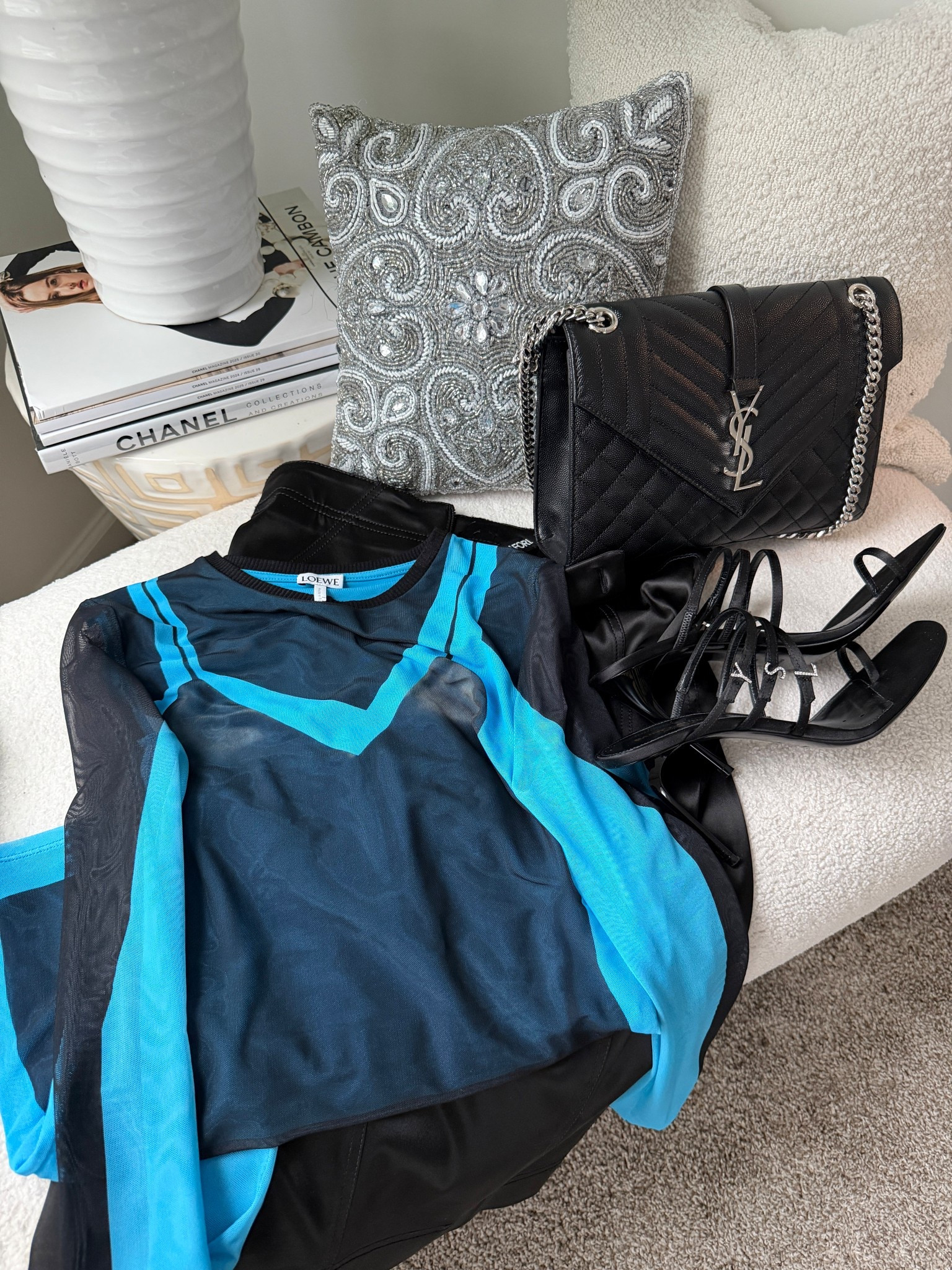 Date night OOTD 🦋

Shoes & Bag: Saint Laurent 
Top: Loewe
Satin Skirt: Tom Ford

#LTKootd