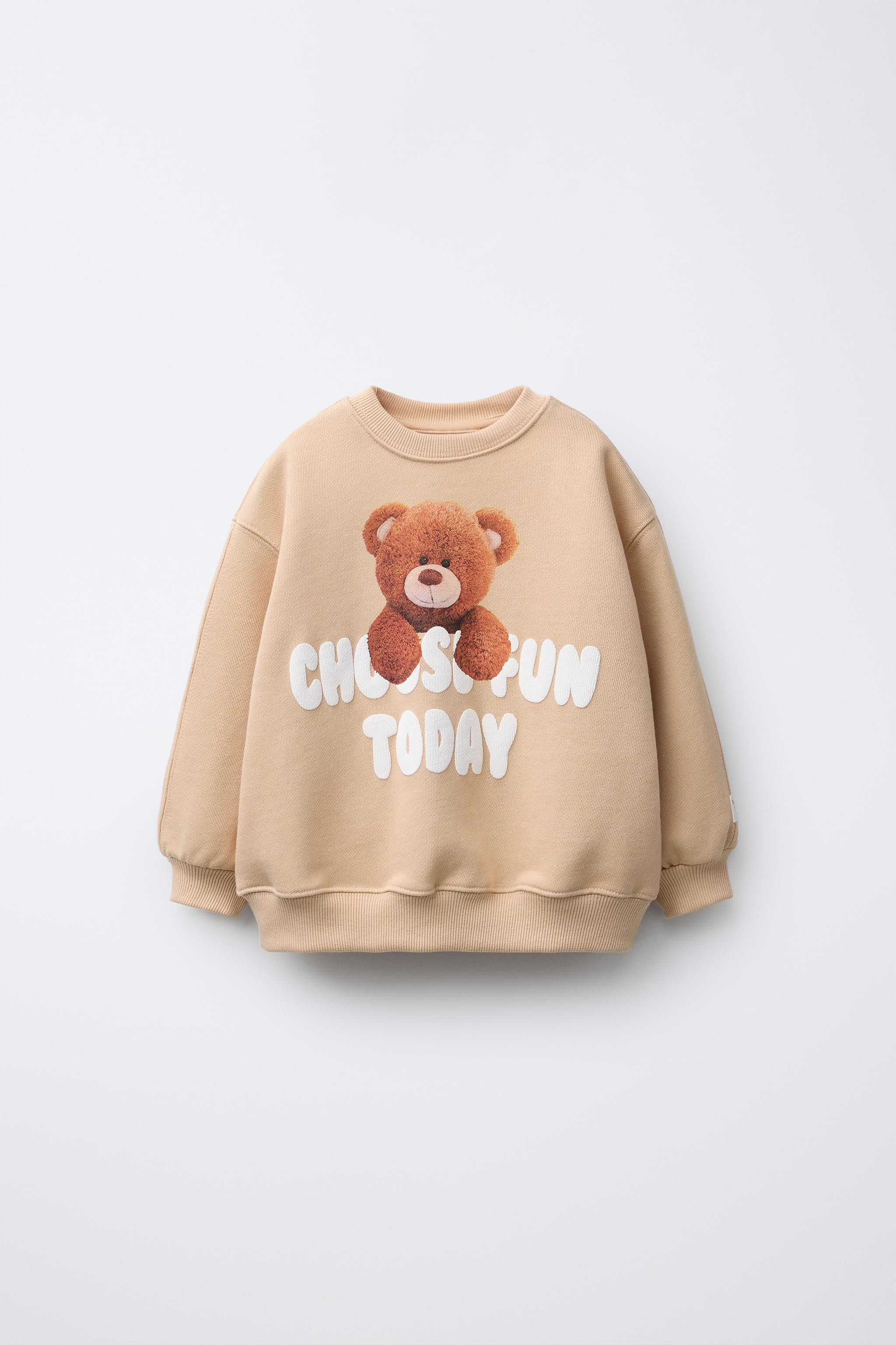 Long-sleeve, crew neck sweatshirt. Ribbed trim. Bear print on the front and back. Brushed interio... | Zara Canada
