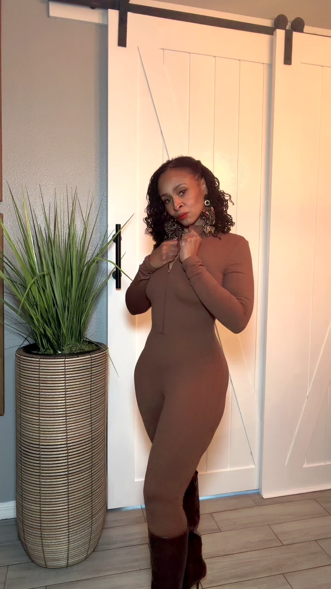 This long sleeve athletic jumpsuit was such a great find! Shop the look in my Amazon Storefront Curated by Aubree: https://amzn.to/4hENOBi

Lightweight, breathable, and super flattering — it can easily be dressed up like I styled here ✨

#Affiliate #falldashions #womenathleticwear #fallvibes


#LTKPetite #LTKActive