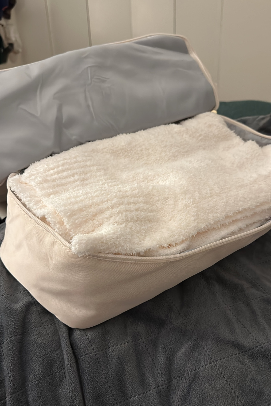 Amazon duffel and gym bag, Amazon knit Sherpa blanket, travel essentials 

#LTKtravel #LTKstyletip #LTKFind