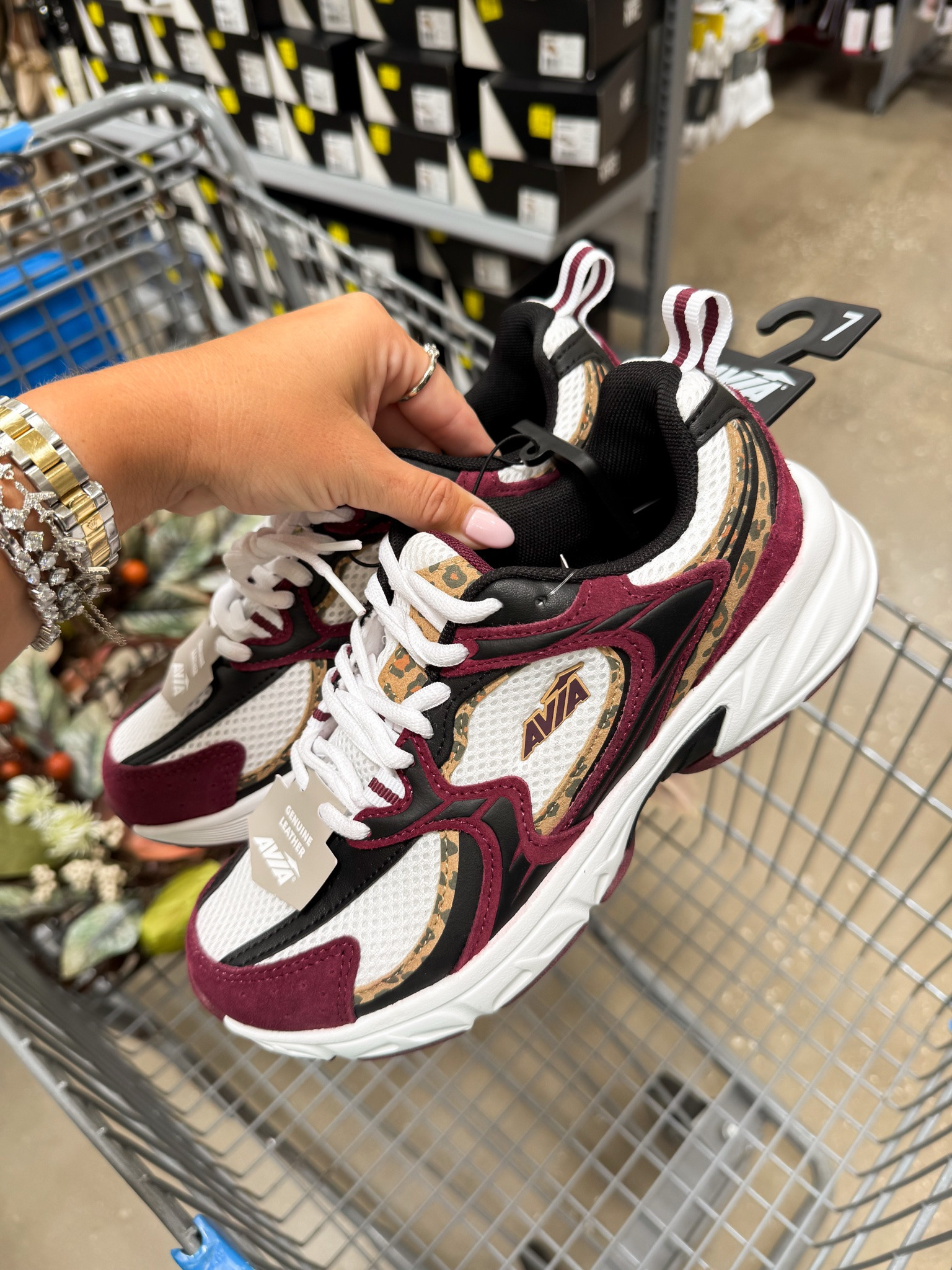 These sneakers are so cute!

#LTKgrwm #LTKdayinmylife #LTKootd