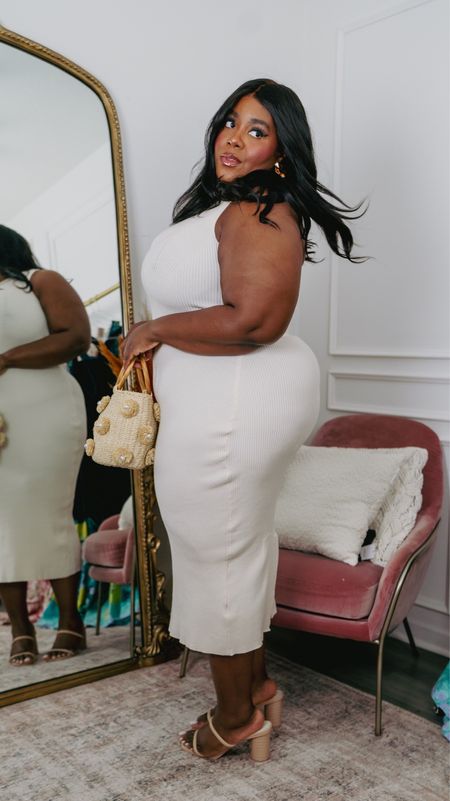 A spring fashion favorite you didn’t know you needed. Steal this beauty for under $50! 

Wearing XL-XXL with shapewear. 


sale alert, spring, summer, plus size outfit inspo, midi dress, shapewear, neutrals, spring colors, wedding guest dresses

#LTKfindsunder50 #LTKplussize #LTKsalealert