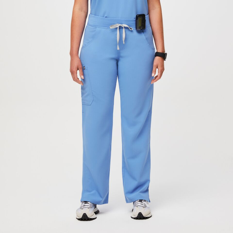 Kade™ Cargo Scrub Pants | FIGS