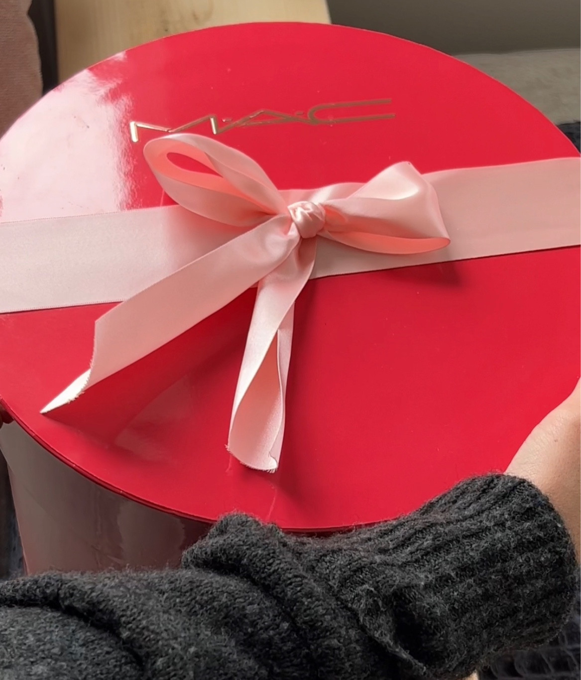 MAC holiday Bubbles and Bows Collection 🎄

#LTKunder50 #LTKHoliday #LTKSeasonal