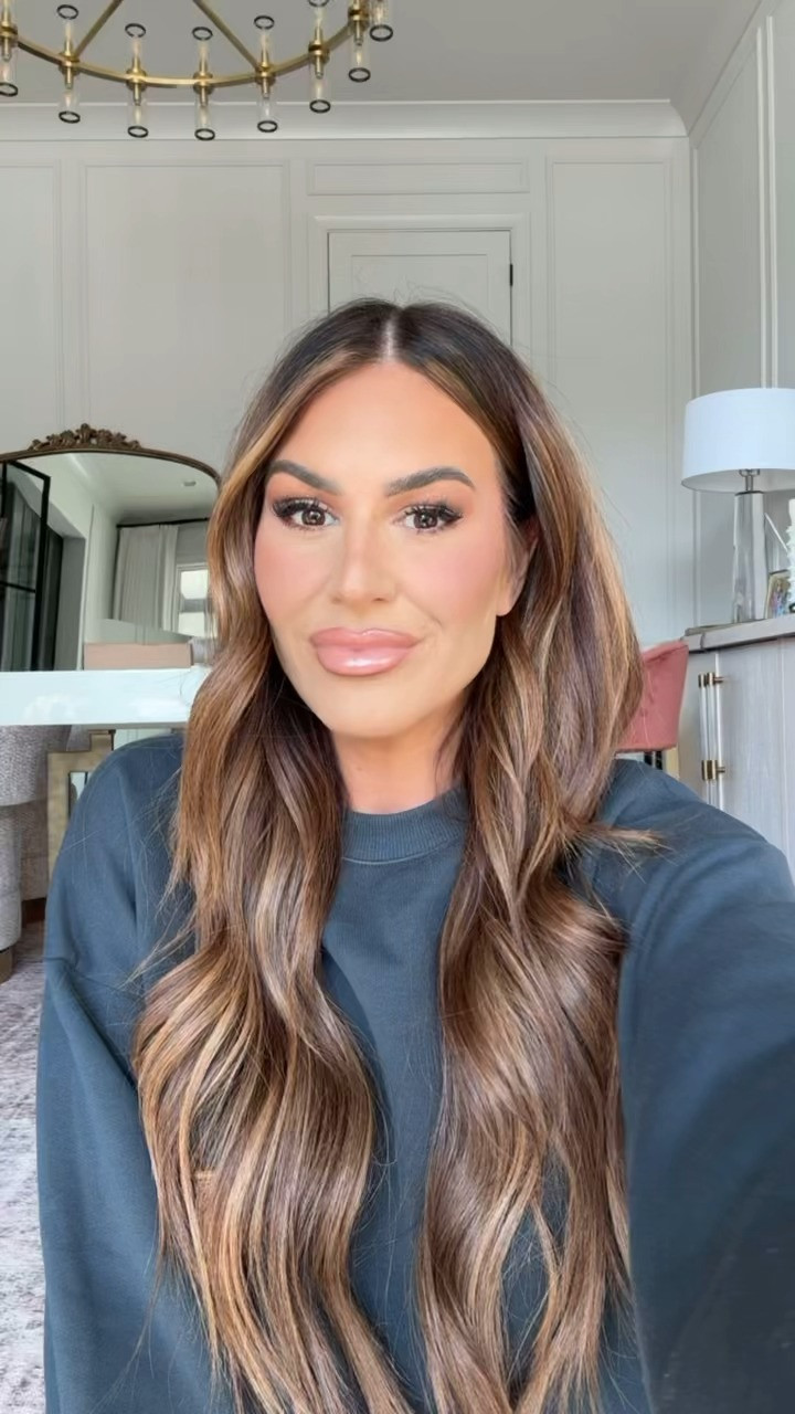 my routine lately ✨

shades/products:

Charlotte tilbury flawless filter- medium
House labs foundation 310
Hourglass concealer- fawn
Hourglass concealer brush
Huda beauty powder in cupcake
F4 makeup by Mario brush 
Lys bronzing stick “harmony”
Nars bronzer- Laguna 4
Patrick ta blush- “she’s giving”
Patrick ta major dimension eyeshadow: shade medium 
MF Liner- limitless brown
TF Liner 
Lipstick- Kim kw 
Lip gloss- fenty fussy 
One size setting spray 

 @sephora #sephorapartner

#LTKBeauty