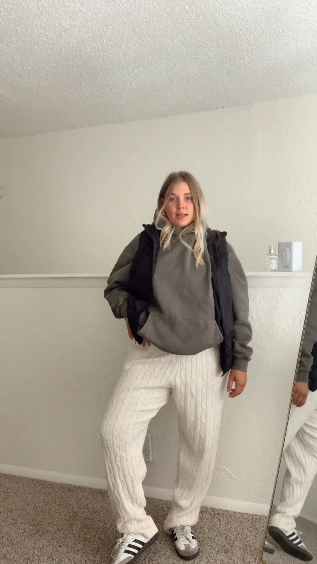 THE best oversized hoodie for fall!!! I couldn’t find the exact pants I’m wearing but the one’s linked are very similar🤎

#LTKFallSale #LTKSeasonal