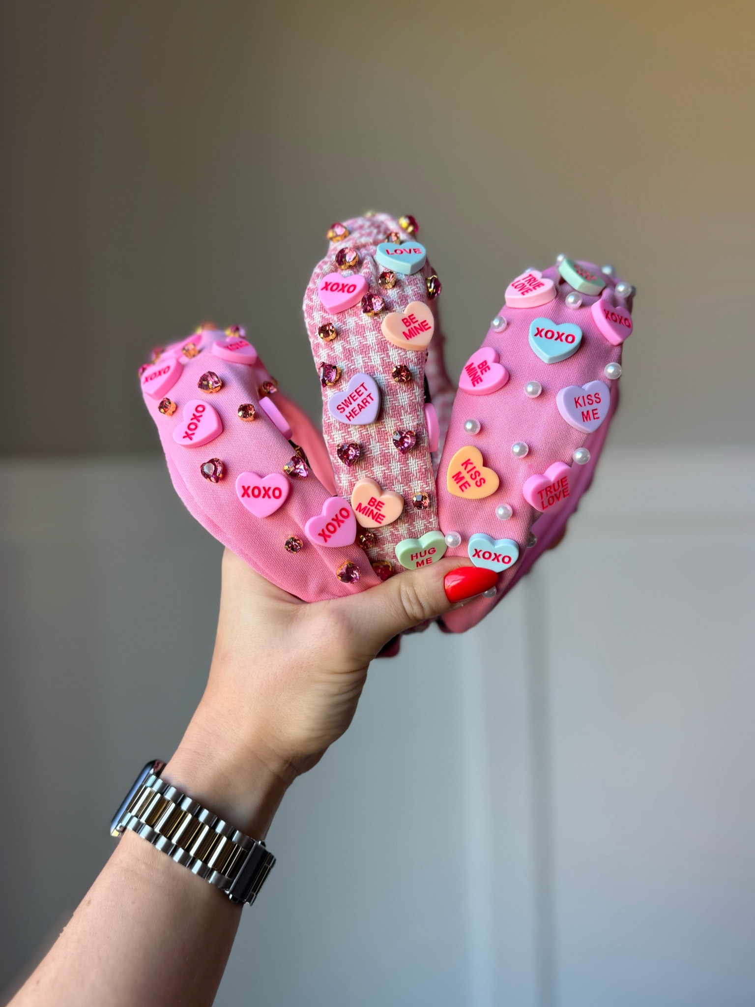 Valentines girls headbands 💕

#LTKGiftGuide #LTKSeasonal #LTKKids