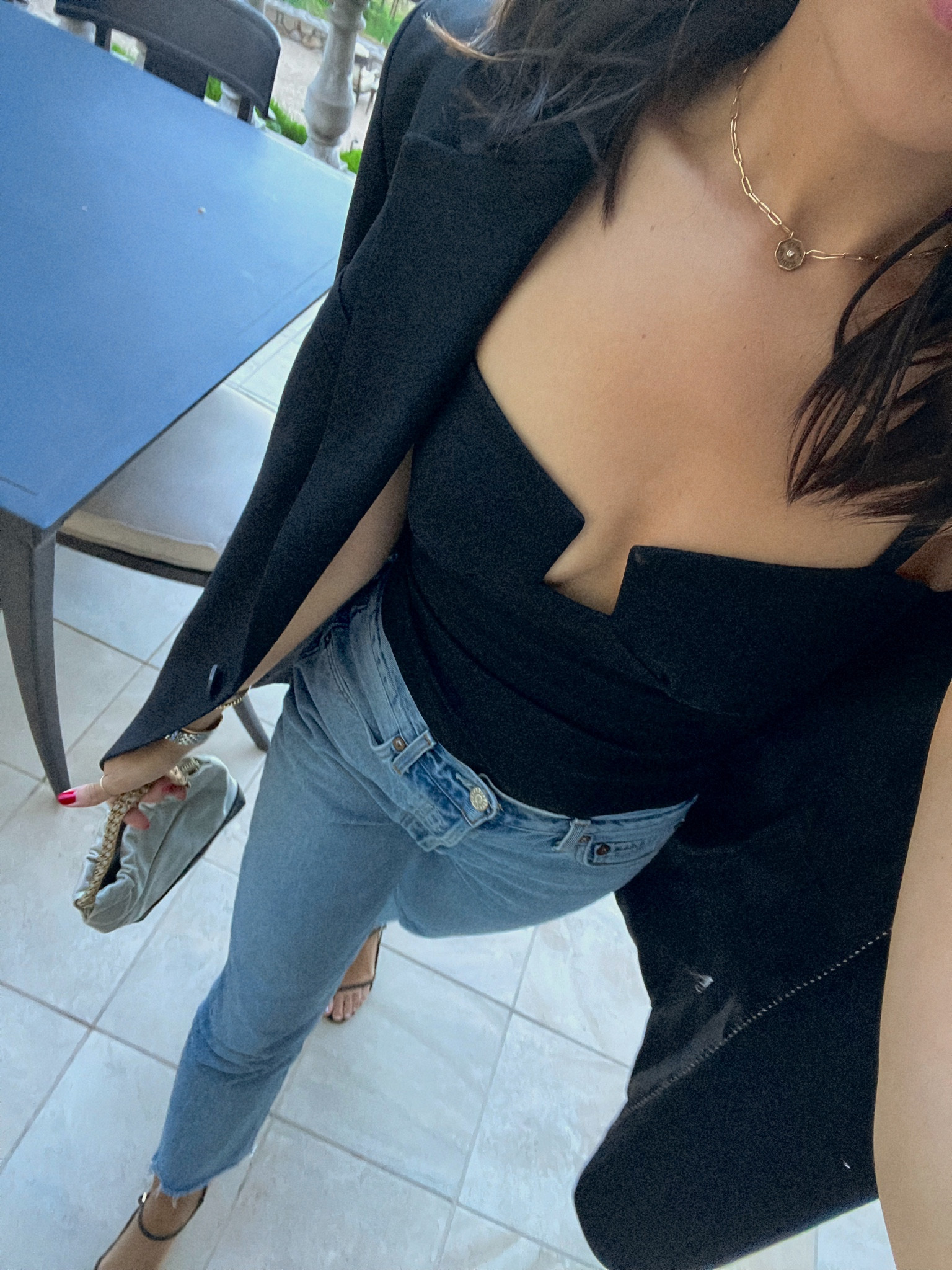 Ootd 
Sizes:
Blazer / small 
Tank / small
Jeans / true to size, 26 
Shoes / true to size, 8 

#LTKshoecrush #LTKSeasonal