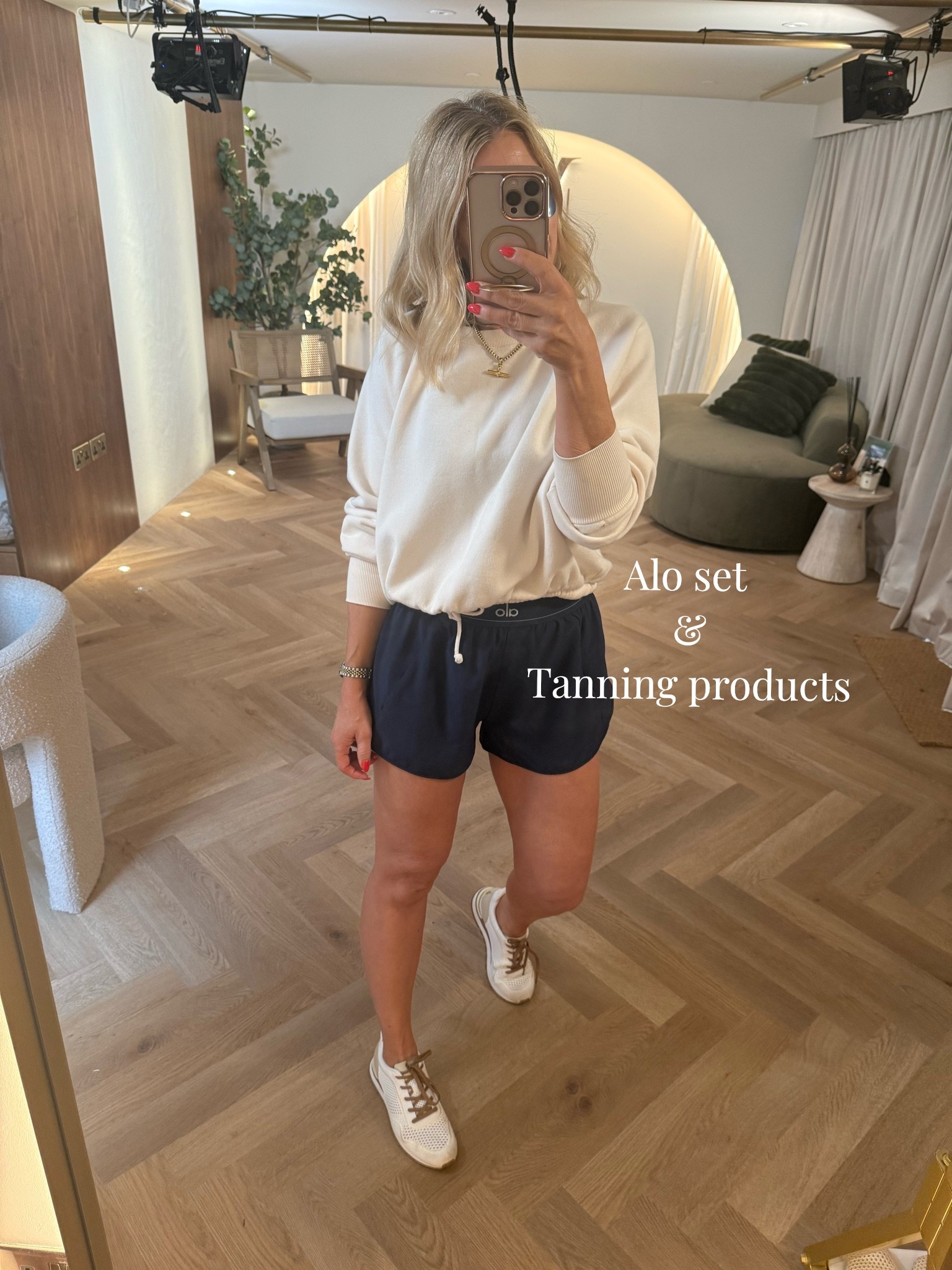 Sunday morning tan talk over on instagram- what works, what doesn’t! Honest review from someone naturally very pasty!!

#LTKsummer #LTKuk #LTKbeauty