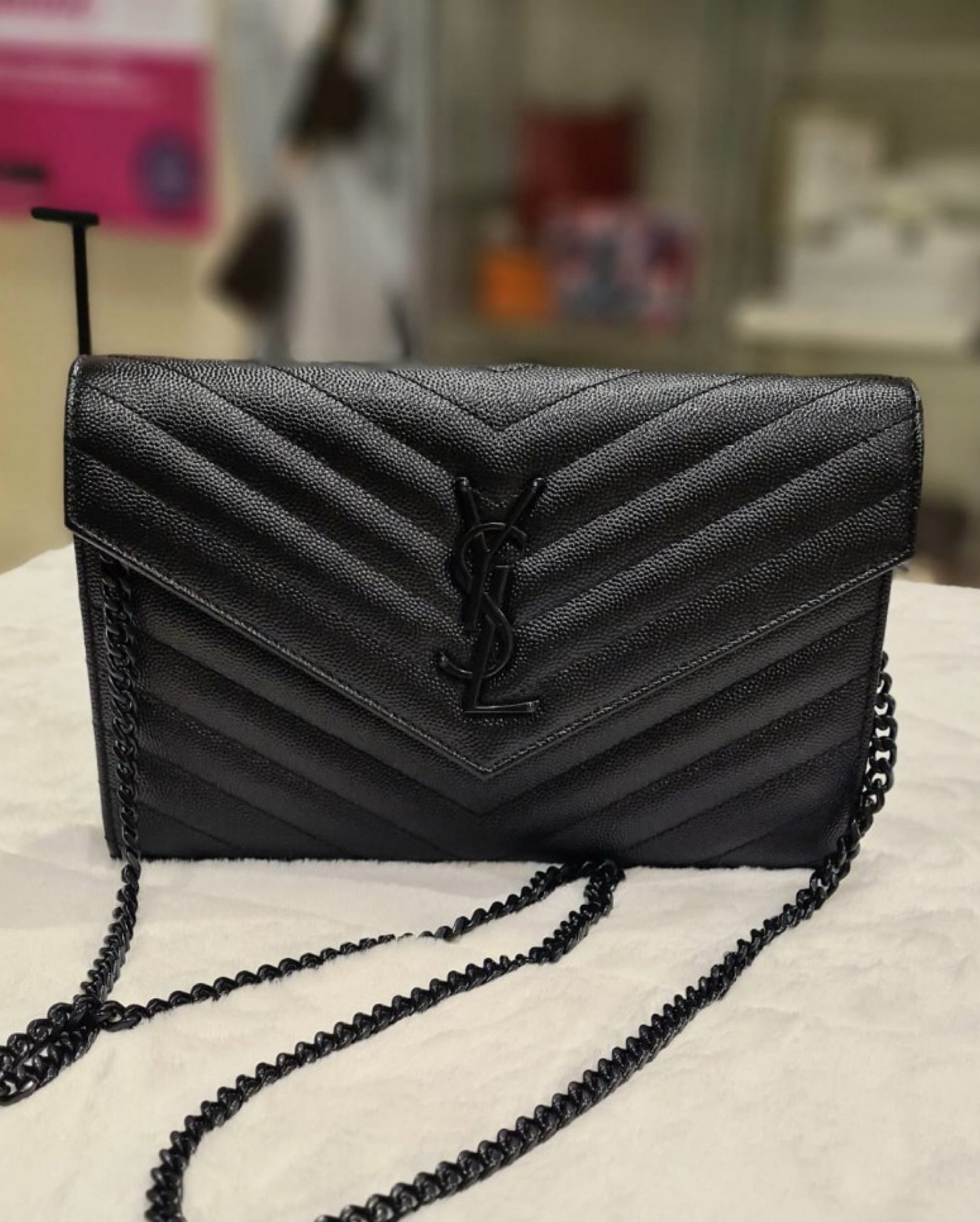 YSL WALLET ON CHAIN 🖤 dhgate

#LTKGiftGuide #LTKitbag #LTKunder100