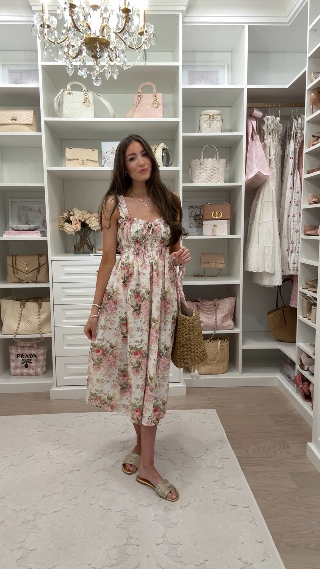 Floral dress for summer! Runs TTS!💗🌸

#LTKootd #LTKSaleAlert #LTKSeasonal