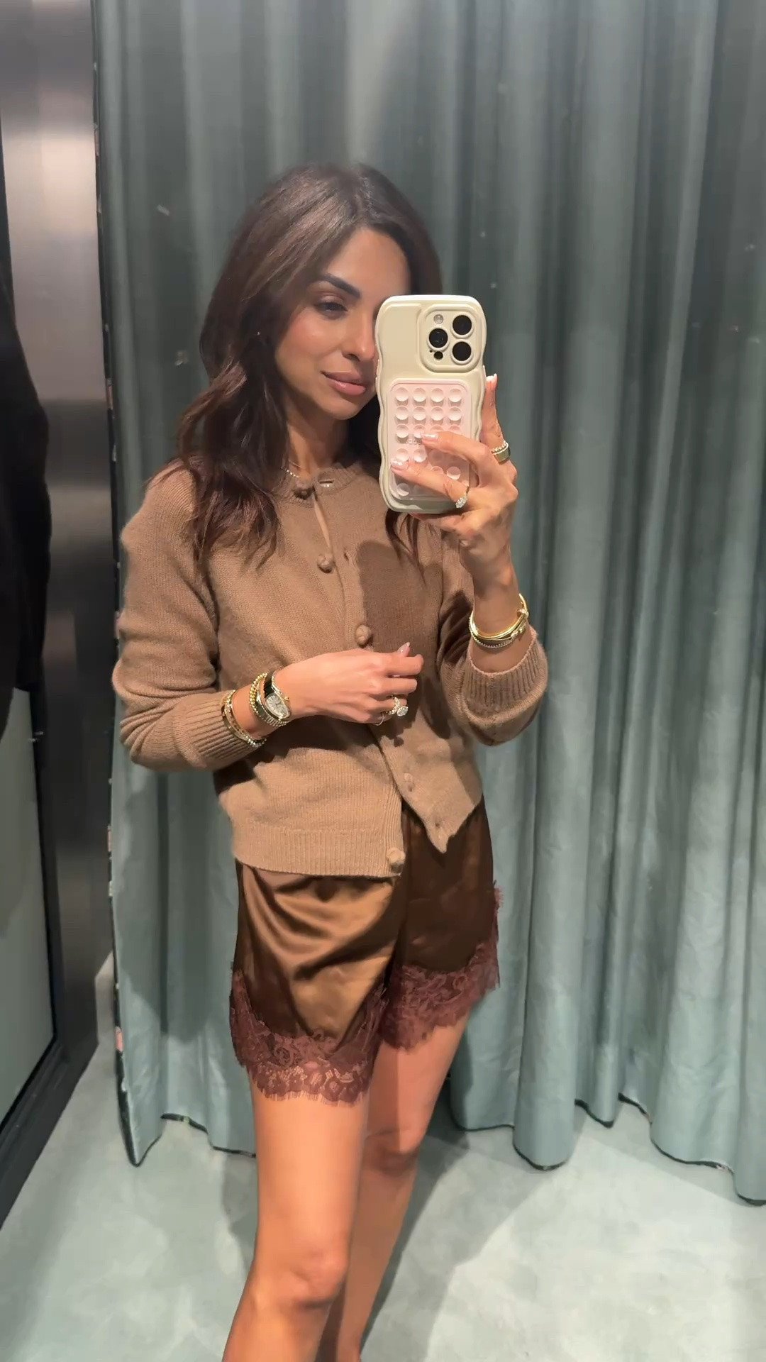 This cashmere is soo luxe and can even be personalized with a little monogram on the sleeve!! I am wearing xxs in this video!

#LTKPetite #LTKSeasonal