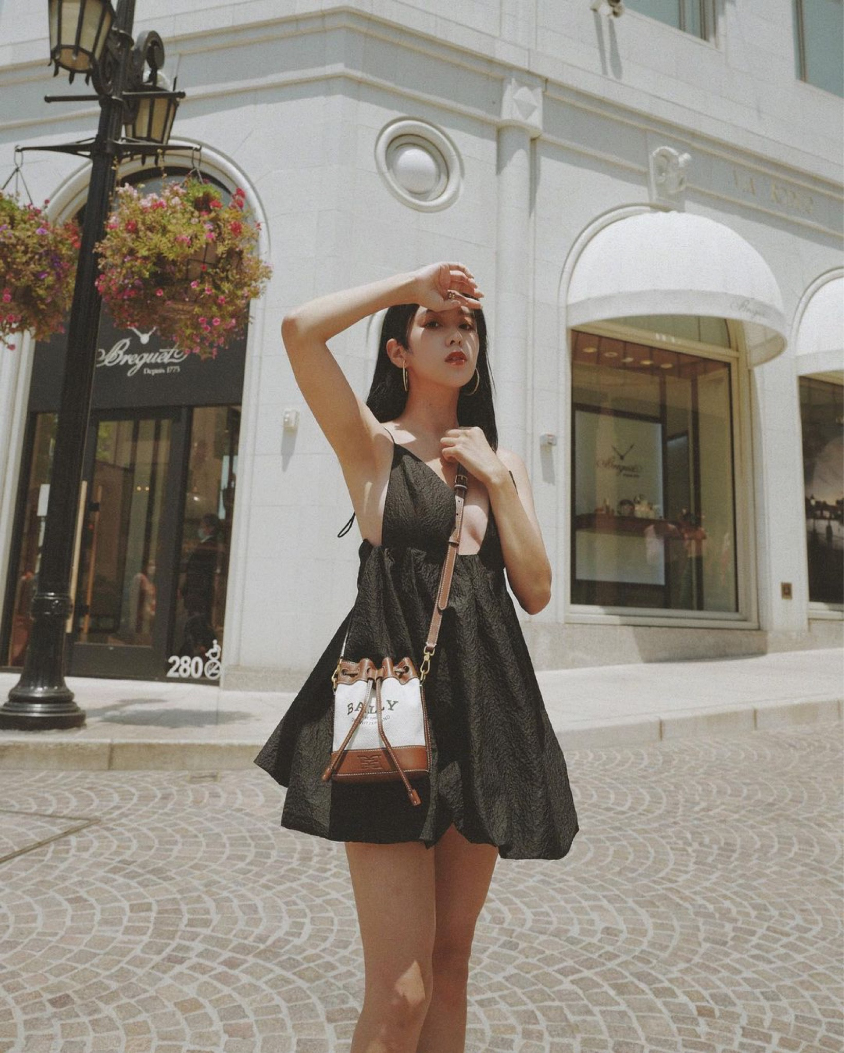 LA第一拍🥰🏖️🌞

我的媽～LA實在是太舒服了啦！！
這陽光這氣候這溫度！完全正中我心♥

@BALLY #BALLY
#WeiTangInUSA🇺🇸#LTKtaiwan#LTKasia

#LTKitbag