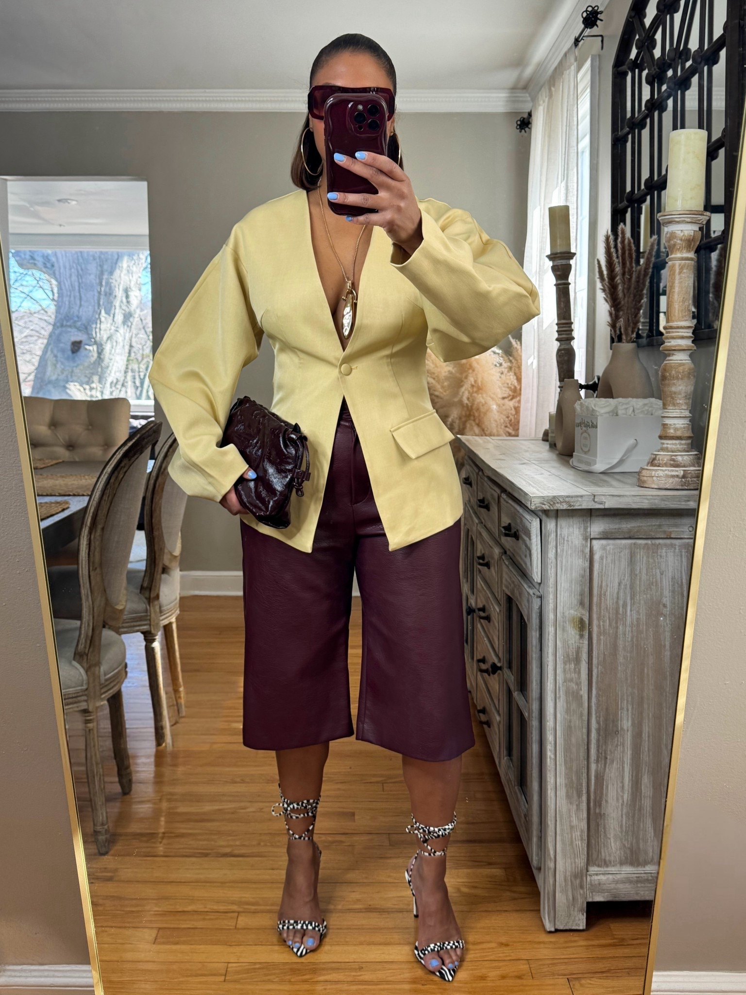 A yellow cinched in blazer..chef’s kiss


#LTKgrwm #LTKSeasonal #LTKootd