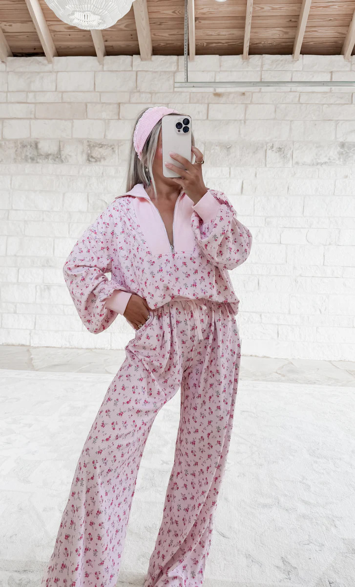 Daisy Daydream Ditsy Floral Thermal Pullover & Pants Set - Pink | CK Squared Boutique