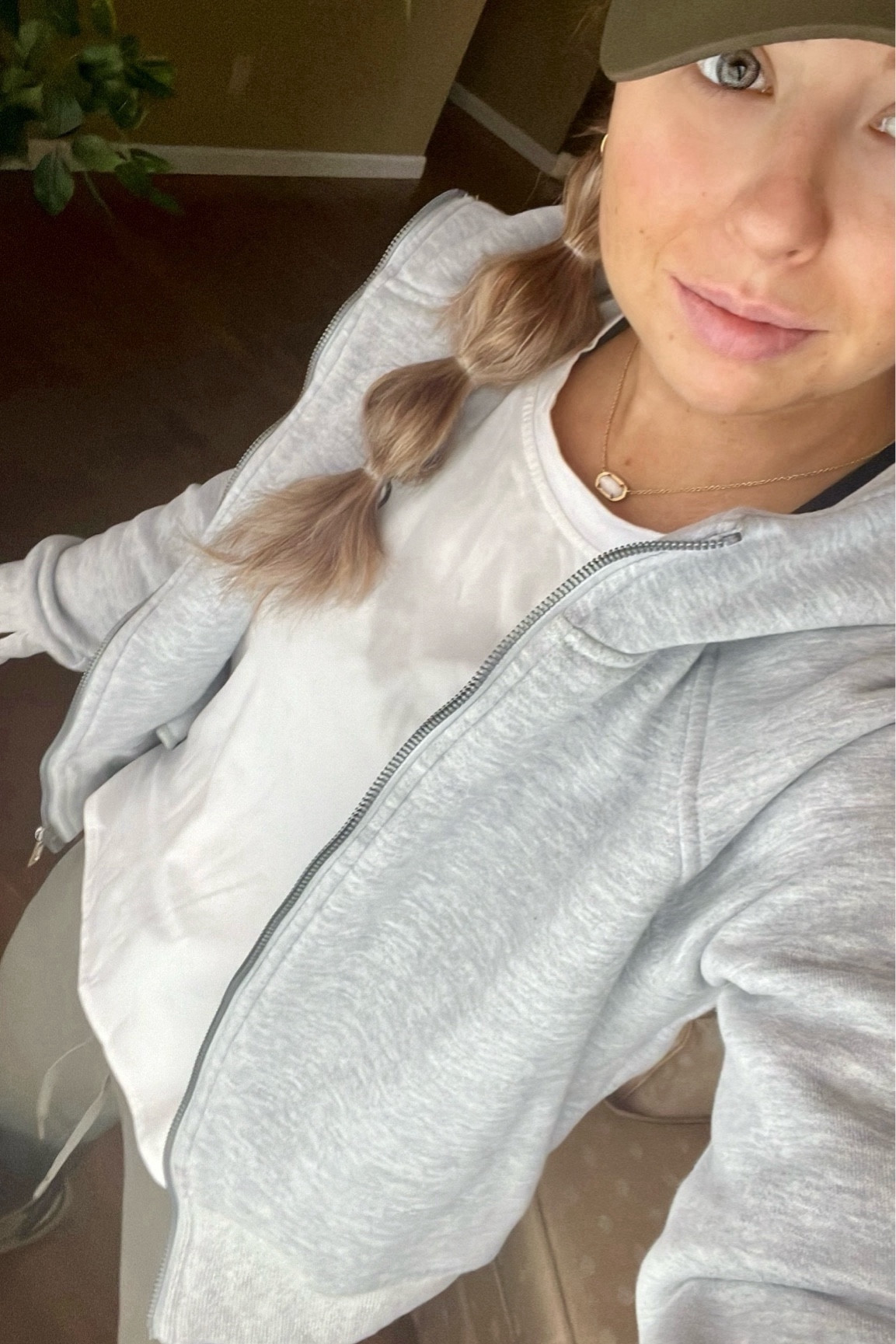 Lulu Lemon Scuba Zip Up dupe form Amazon! 

Jacket: small 
Joggers: small petite 

#LTKfitness #LTKsalealert #LTKworkwear