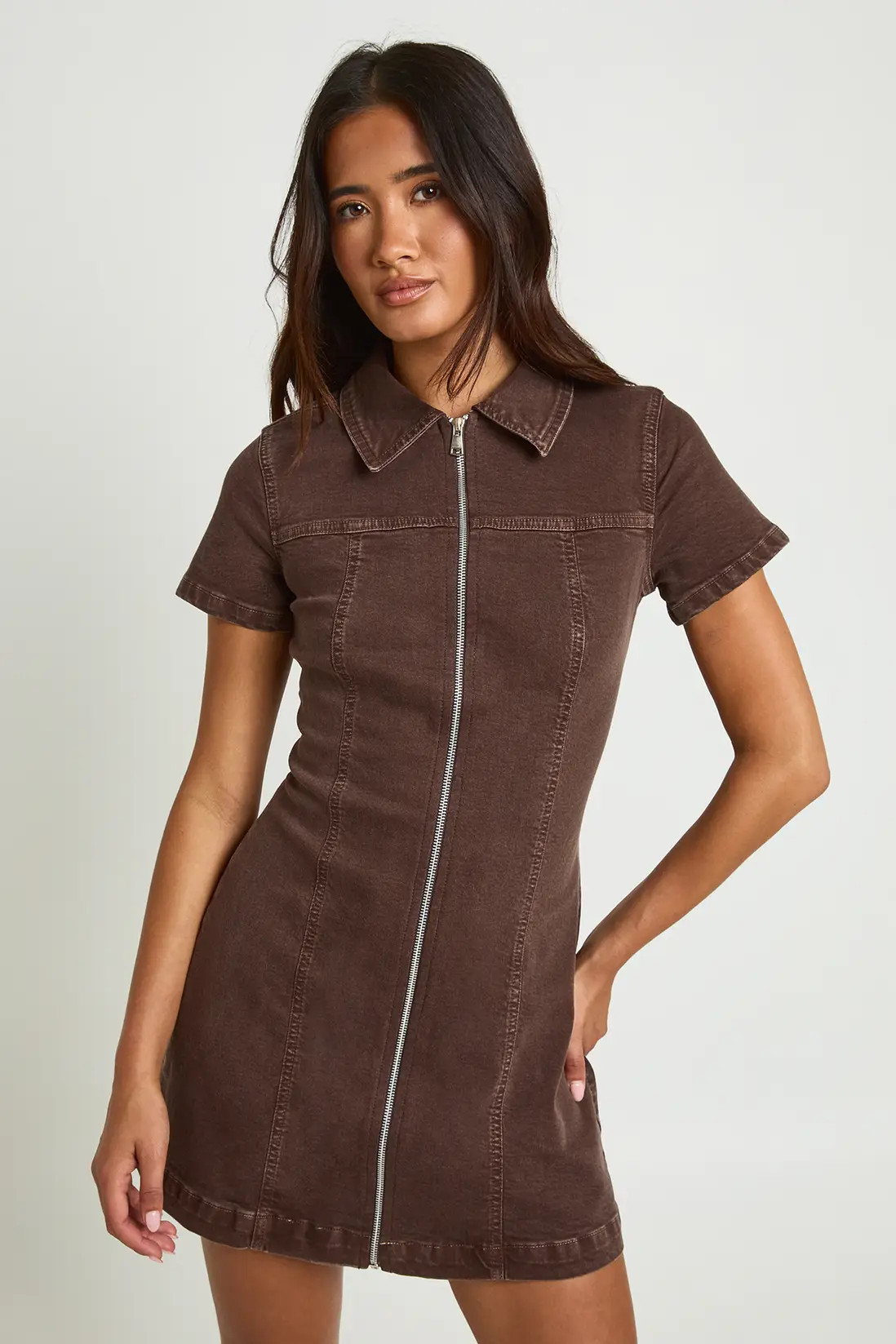Chocolate boohoo Short Sleeve Zip Front Denim Dress | PrettyLittleThing USA | PrettyLittleThing US