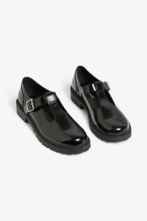 Chunky strap detail shoes - Black magic - Shoes - Monki DE | Monki