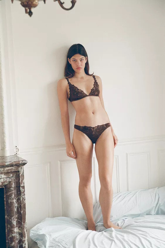 SATIN LACE TRIANGLE BRALETTE | Zara US