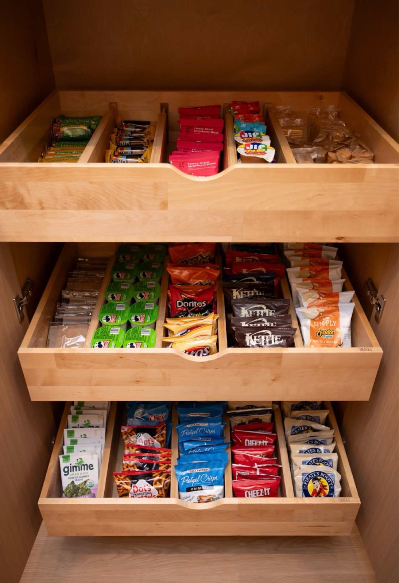 Pantry organization at The Radiant Ridge!


Snack zone, kids organization, organized snacks 

#LTKFamily #LTKHome #LTKKids
