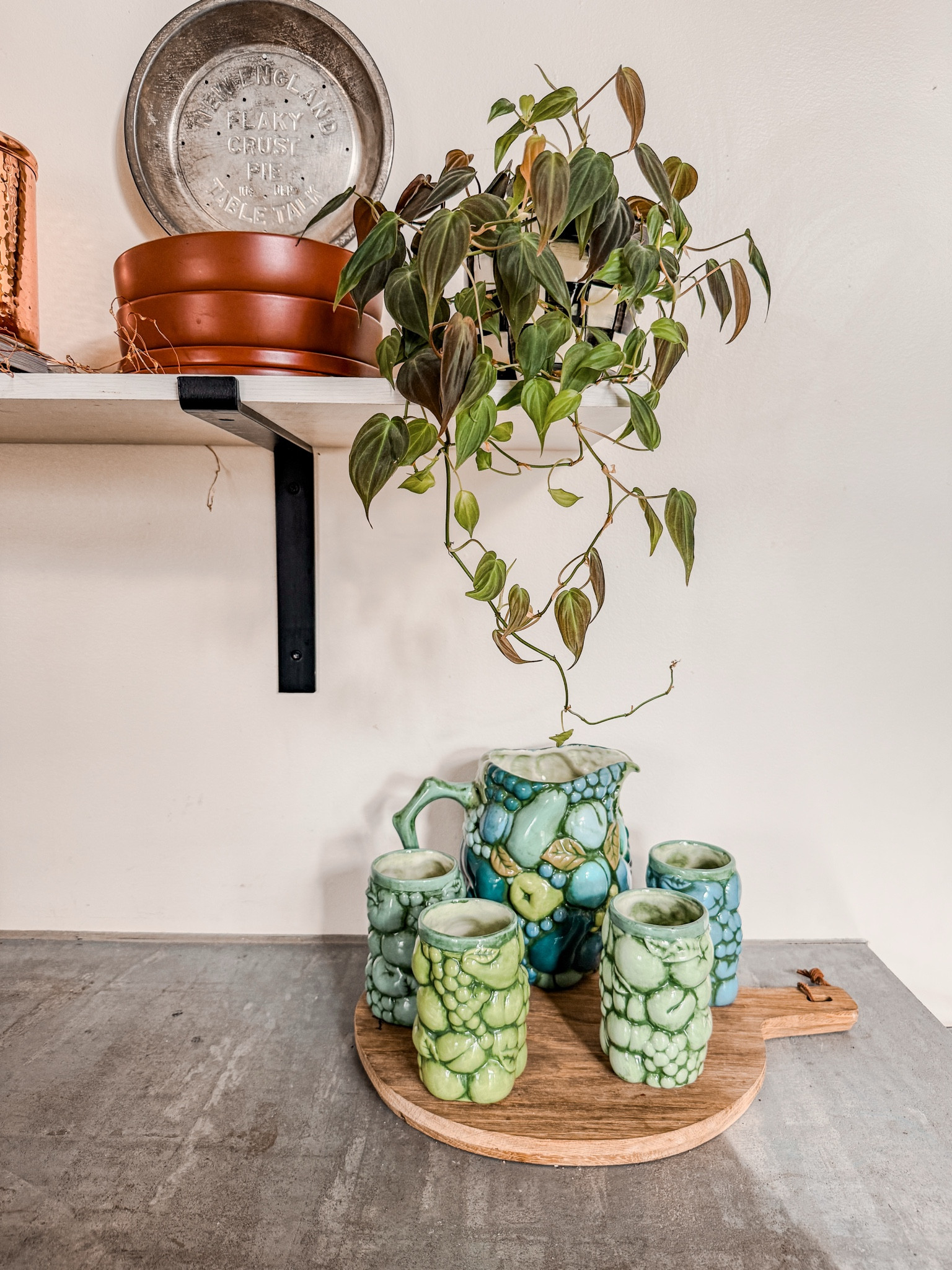 Handmade juice glasses and pitcher set but I found tons of other juice glasses for you! Such a good gift idea!



#LTKHome #LTKHoliday #LTKGiftGuide