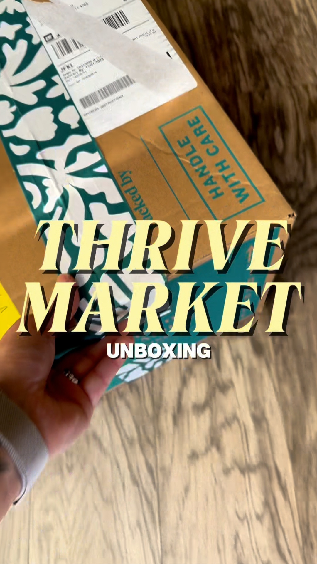Thrive Market means clean snacking, organic essentials and one less trip to the grocery store! 🌿 let’s unbox my Thrive Market delivery! 

#thrivemarket #groceryunboxing #pantryrestock #groceryhaul #healthysnacks #unboxing

#LTKHoliday #LTKfoodie #LTKdayinmylife