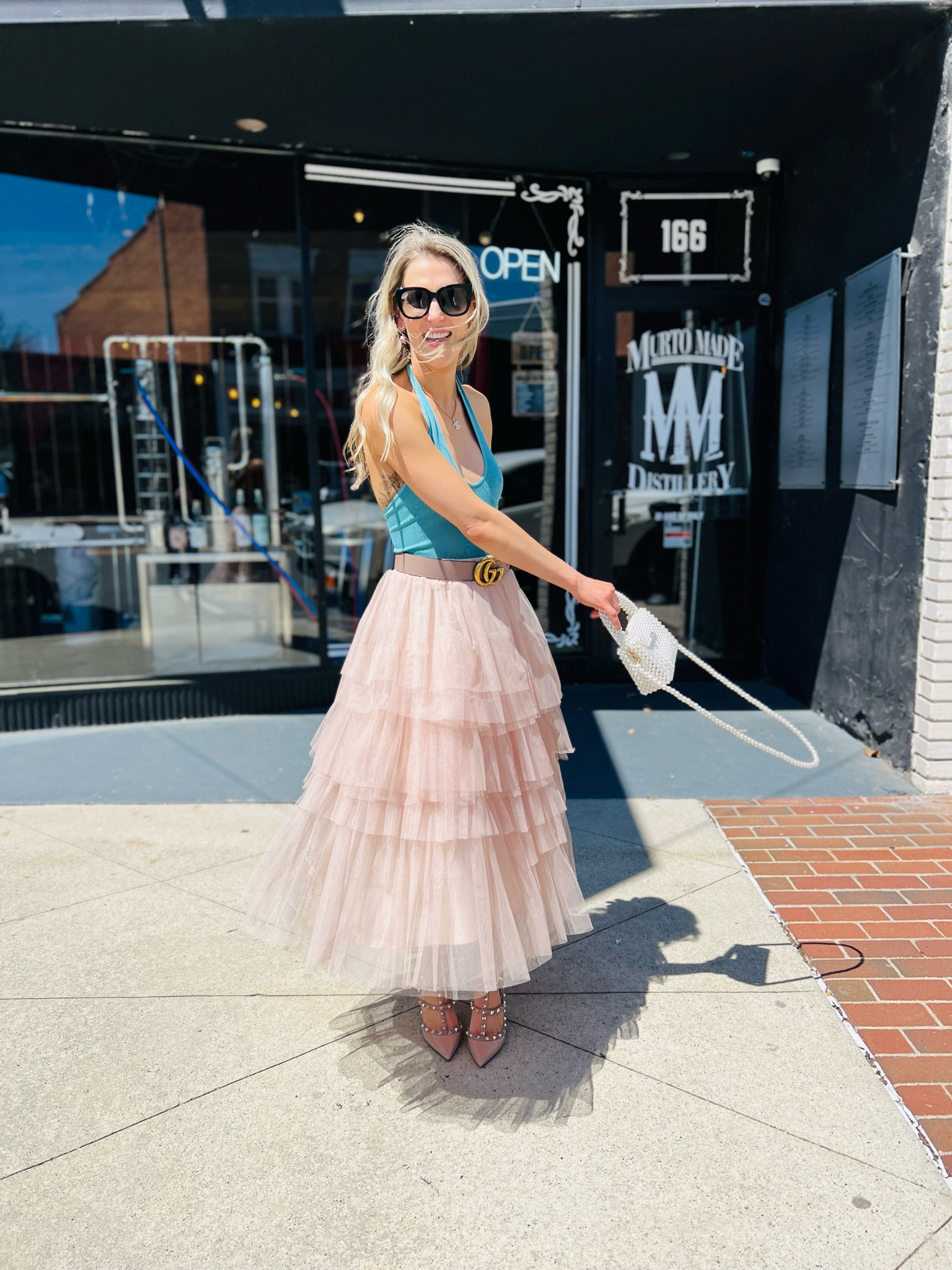 Skirt - went with the XS/S, usually I’m an XS

Bodysuit - older, linking similar 

Shoes - older, linking similar 

#LTKStyleTip #LTKVideo #LTKFindsUnder100