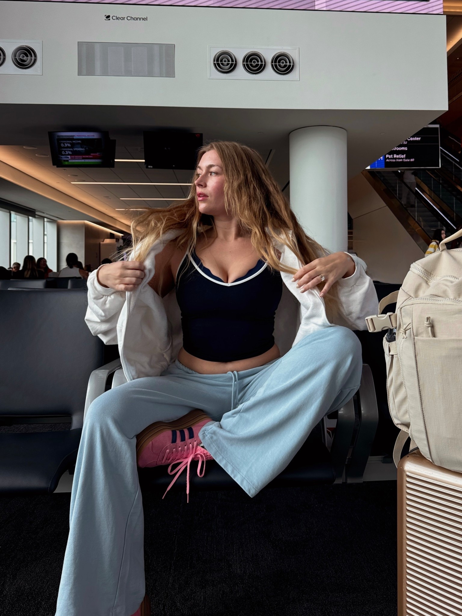 Airport fit 🩵


#LTKMidsize #LTKStyleTip #LTKShoeCrush