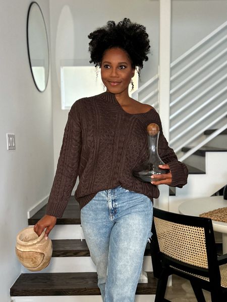 let’s shop some of my favorite home decor and fashion pieces from @walmart like this sweater (I’m wear in a size large) and this $14 glass decanter! I’ve linked a bunch of my favorites. #walmartpartner 

#LTKstyletip #LTKhome #LTKfindsunder50