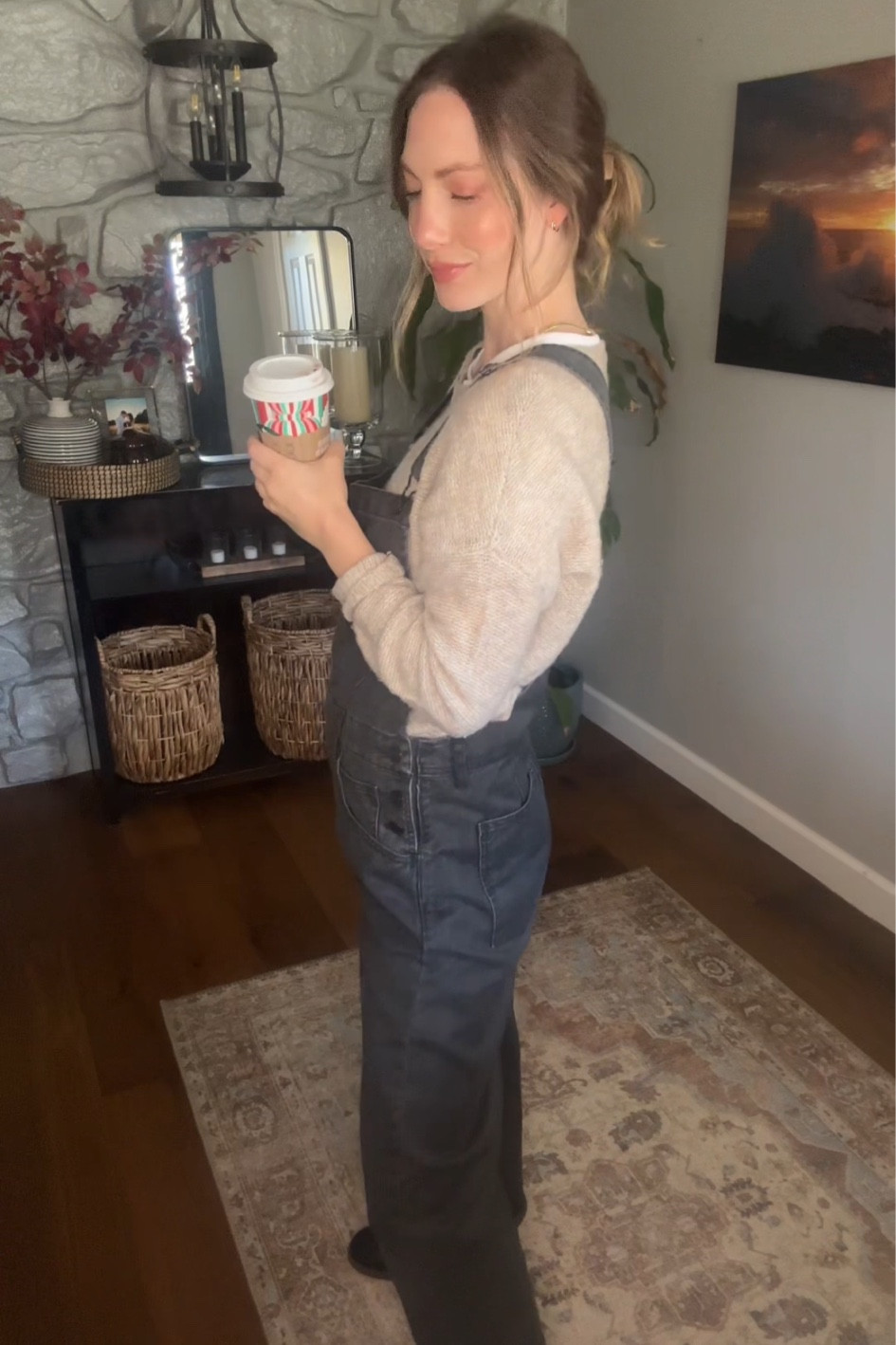 Easy mom outfit idea! 

#LTKFamily #LTKU #LTKStyleTip