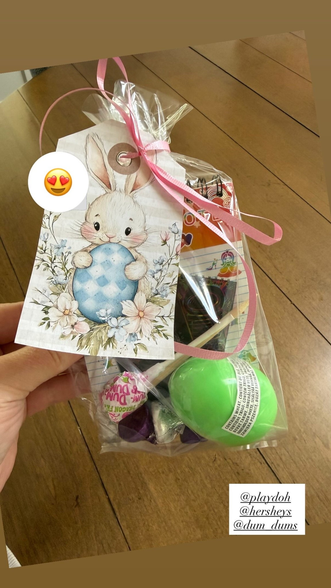 @playdoh 
@hersheys 
@dum_dums