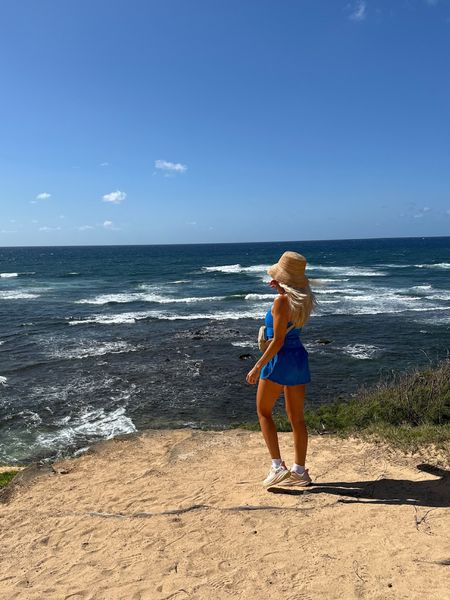 Hikes in Kauai! Wearing a small in runsie, shoes are tts! #kathleenpost #hawaiivacation #beachoutfit

Hiking Outfit | Hawaii Looks | Beach Vacation

#LTKtravel #LTKSeasonal #LTKstyletip