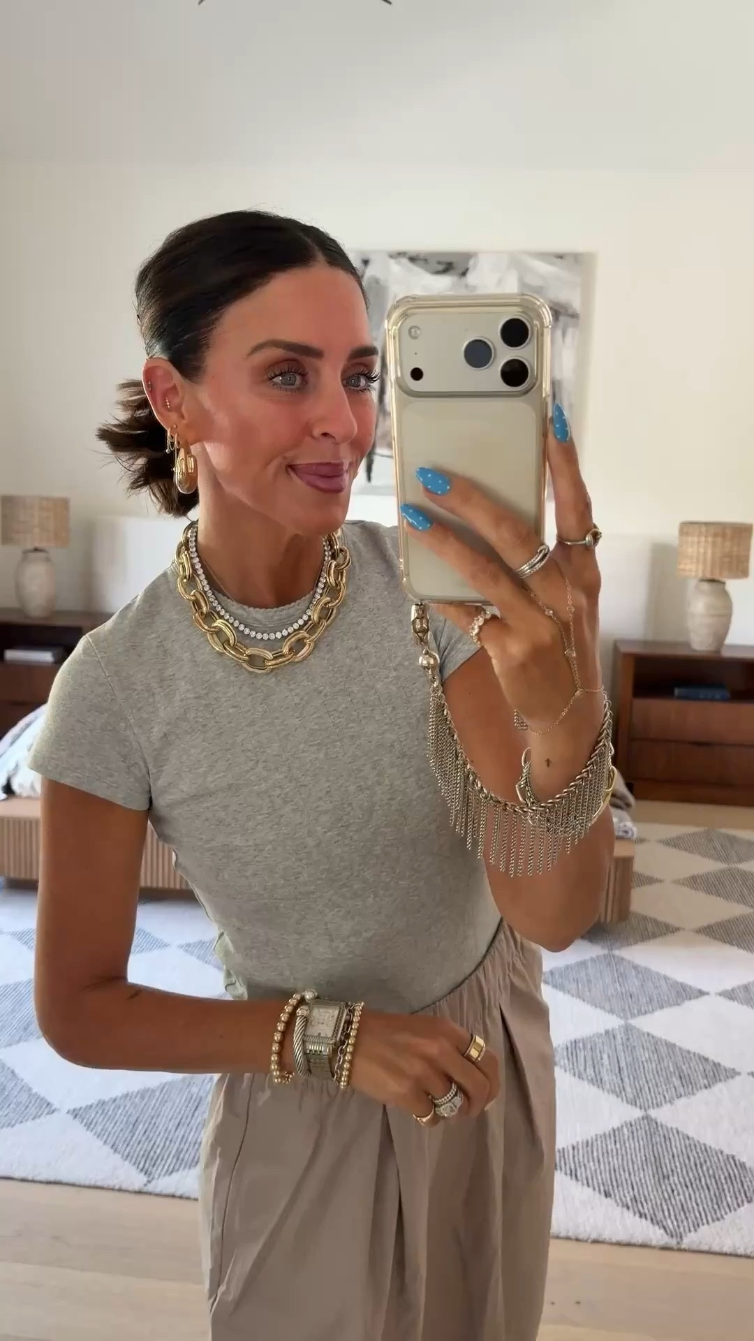 Casual OOTD
Shirt - size S
Pants - size small long


#LTKmomlife #LTKootd