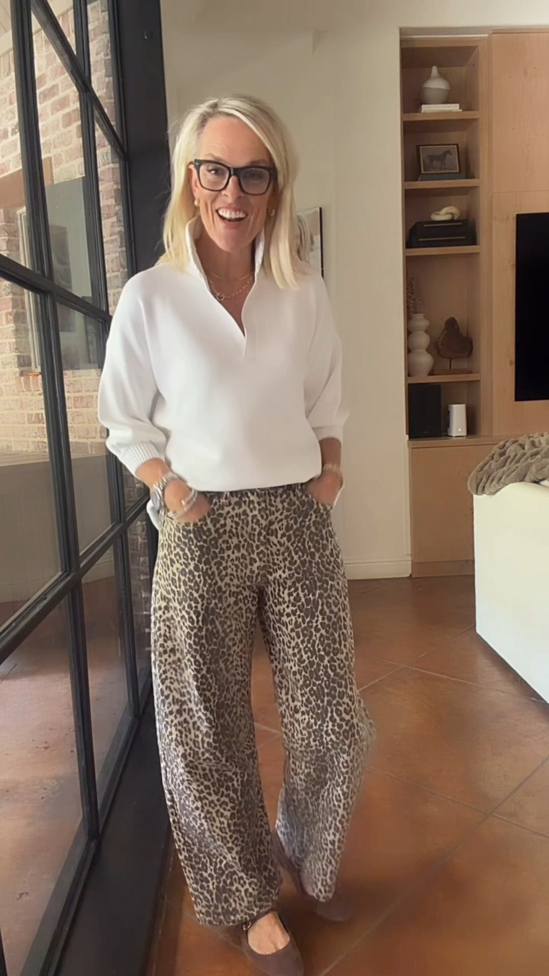 Avara new fall arrivals 
Sweater - small, comes in several colors
Pants - fit tts 

Use code CINDY15 for 1st time purchase

#LTKootd #LTKgrwm #LTKOver40