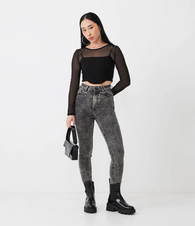 Calça Skinny em Jeans Estonado com Bolsos Cinza Estonado | Renner (BR)