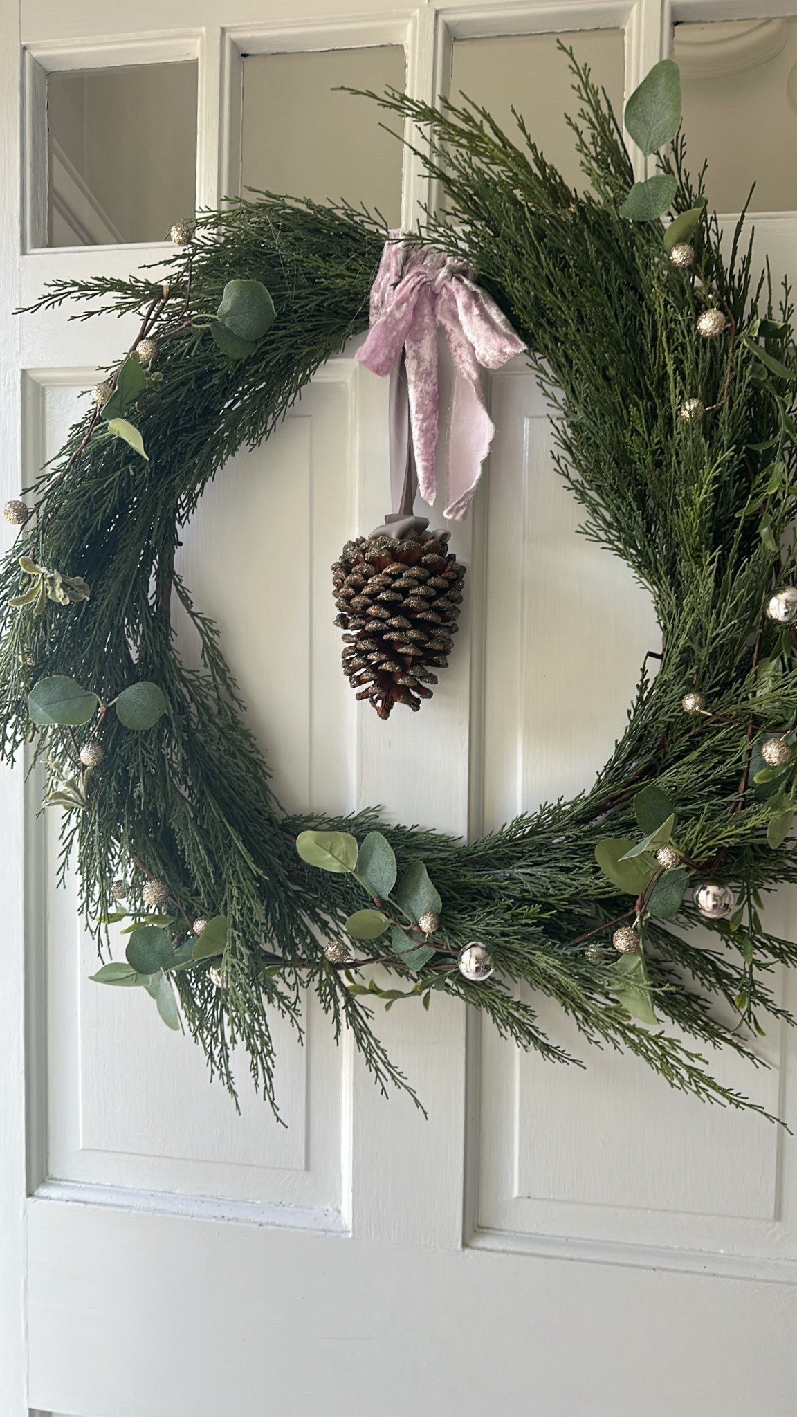 A great front door wreath. #LTKStyleTip #christmasdecor

#LTKSeasonal #LTKHome