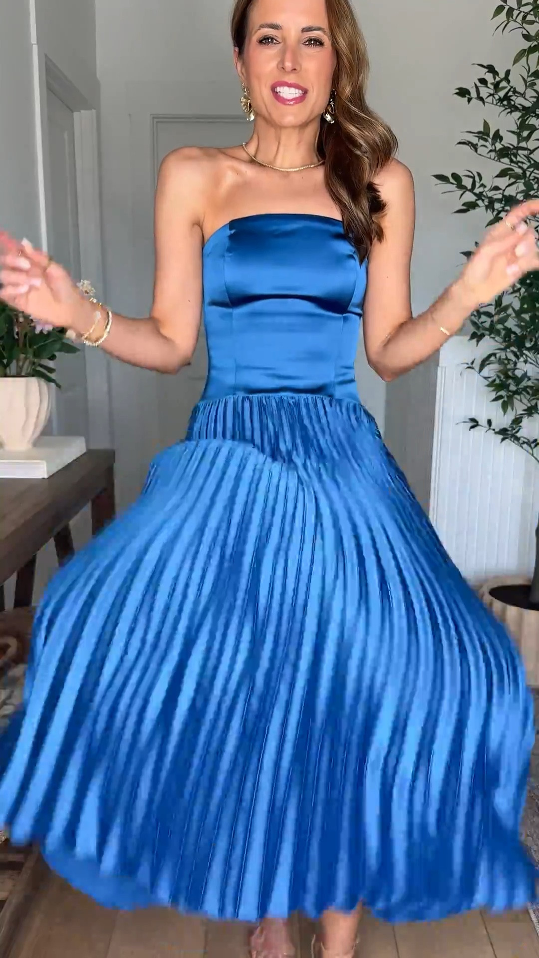 Spring wedding guest dresses. Summer wedding guest dresses. Cocktail dresses. Black tie optional dresses. Date night dresses. Party dresses. Date night outfits. Baby shower dress. Wedding shower dress. 

*I am 5’3, 110 lbs., 32b in XXS petite. This is gorgeous! 

#LTKParties #LTKPetite #LTKWedding